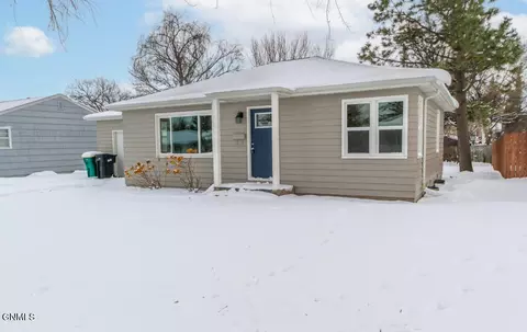 107 Seminole Ave, Bismarck, ND 58501