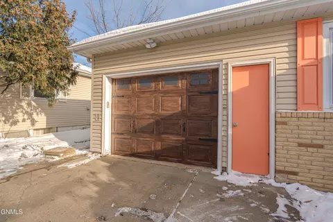 Other - 1319 Mohawk St, Bismarck, ND 58501 photo 14 of 21