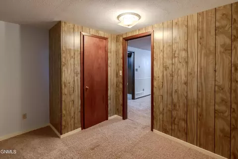 Entry Way - 1319 Mohawk St, Bismarck, ND 58501 photo 6 of 6