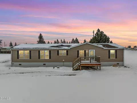 328 S Welo St, Tioga, ND 58852