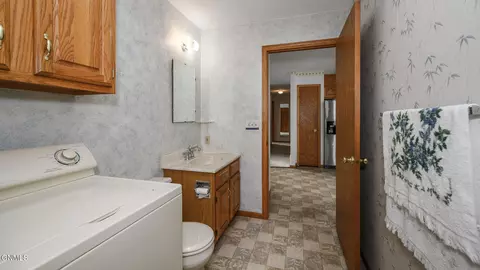 1401 4th Ave NE, Mandan, ND 58554 photo 16