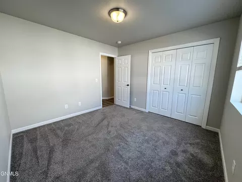 201 Kenner Loop, Bismarck, ND 58504 photo 40