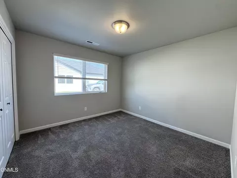 201 Kenner Loop, Bismarck, ND 58504 photo 39