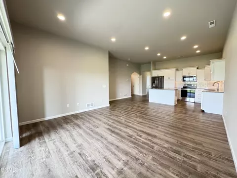 201 Kenner Loop, Bismarck, ND 58504 photo 28