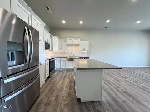 201 Kenner Loop, Bismarck, ND 58504 photo 19