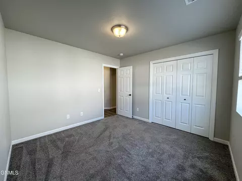 201 Kenner Loop, Bismarck, ND 58504 photo 8