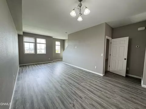3161 Sullivan Loop, Lincoln, ND 58504 photo 5