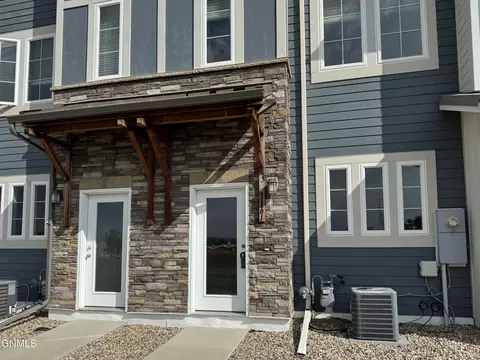 3161 Sullivan Loop, Lincoln, ND 58504 photo 50