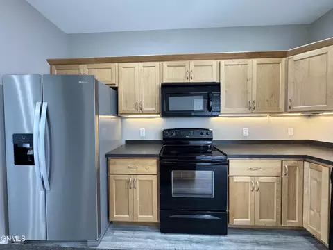 3161 Sullivan Loop, Lincoln, ND 58504 photo 19