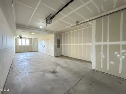 3161 Sullivan Loop, Lincoln, ND 58504 photo 10