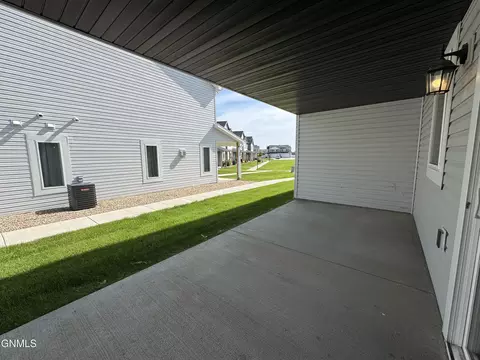 Other - 110 Kenner Loop, Bismarck, ND 58504 photo 3 of 10