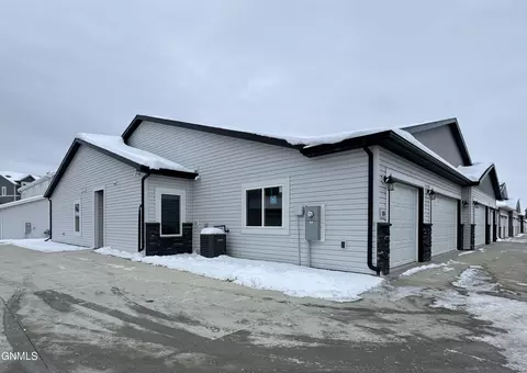 Exterior - 110 Kenner Loop, Bismarck, ND 58504 photo 3 of 4