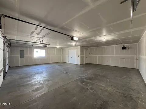 Other - 110 Kenner Loop, Bismarck, ND 58504 photo 9 of 10