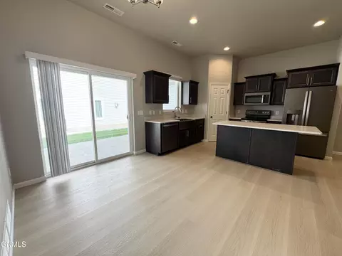 Kitchen - 110 Kenner Loop, Bismarck, ND 58504 photo 6 of 6