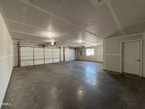 Other - 110 Kenner Loop, Bismarck, ND 58504 photo 1 of 10