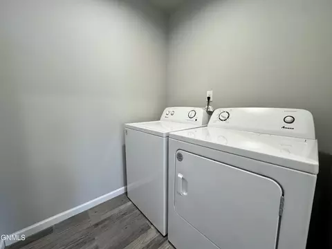 3310 Kenner Loop, Bismarck, ND 58504 photo 24