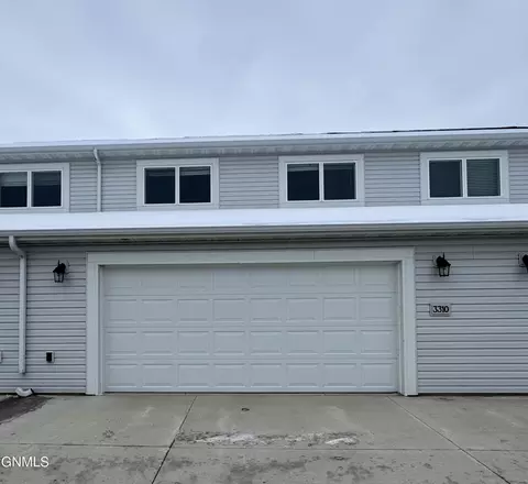 3310 Kenner Loop, Bismarck, ND 58504 photo 2