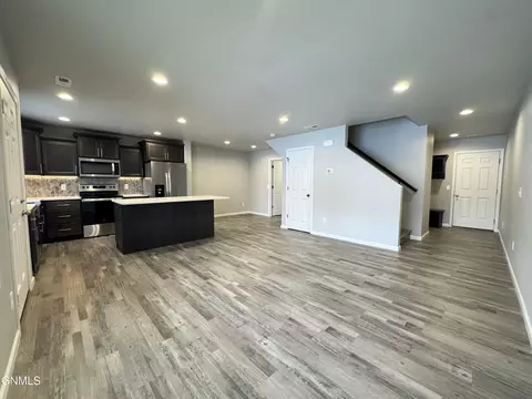 3310 Kenner Loop, Bismarck, ND 58504 photo 30