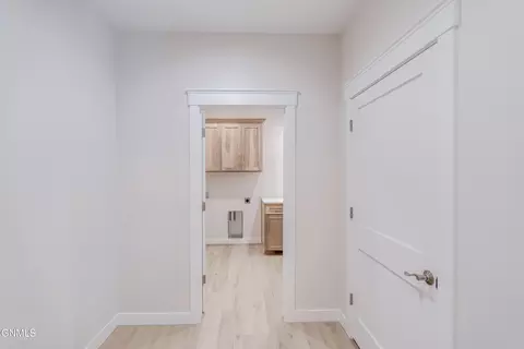 Entry Way - 3005 Peach Tree Dr, Bismarck, ND 58504 photo 7 of 9
