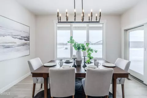 Dining - 3005 Peach Tree Dr, Bismarck, ND 58504 photo 1 of 2