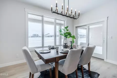 Dining - 3005 Peach Tree Dr, Bismarck, ND 58504 photo 2 of 2