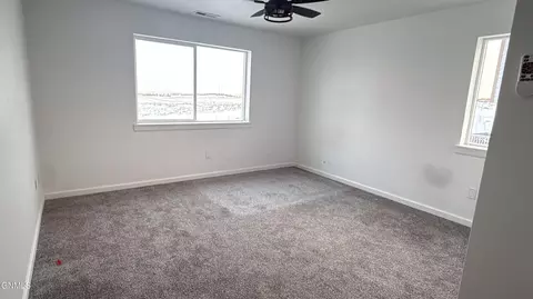 13717 Kristina St, Williston, ND 58801 photo 5