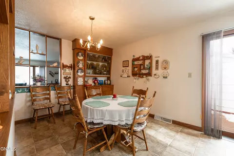 425 Interstate Ave NW, Bismarck, ND 58503 photo 10