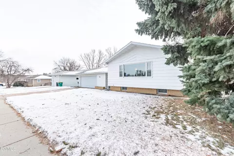 425 Interstate Ave NW, Bismarck, ND 58503 photo 37