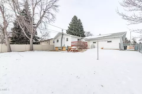 425 Interstate Ave NW, Bismarck, ND 58503 photo 32
