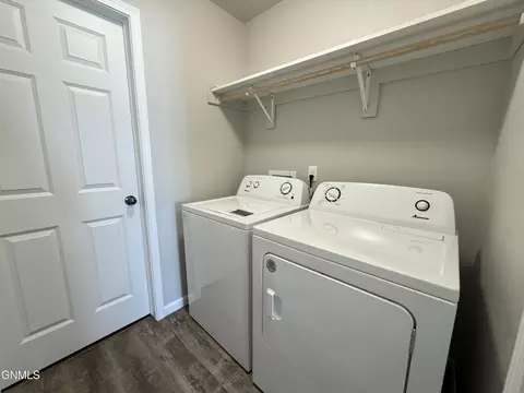109 Kenner Loop, Bismarck, ND 58504 photo 43