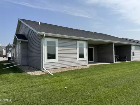 109 Kenner Loop, Bismarck, ND 58504 photo 50