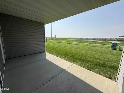 109 Kenner Loop, Bismarck, ND 58504 photo 52