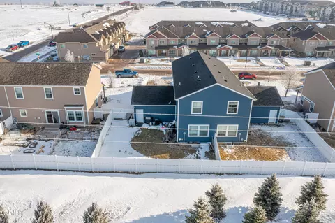 View/Area - 3605 Long Branch Ave, Williston, ND 58801 photo 4 of 5