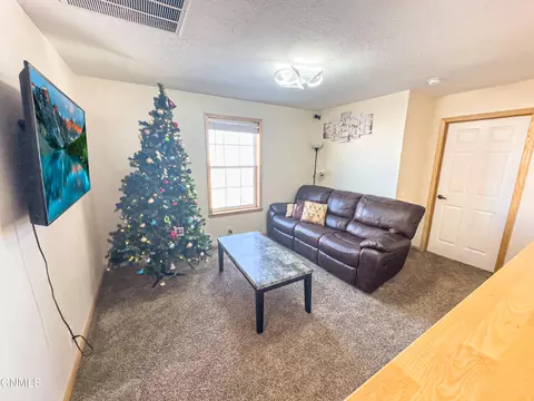Living - 3605 Long Branch Ave, Williston, ND 58801 photo 5 of 5