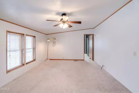 2500 Centennial Rd, Bismarck, ND 58503 photo 5