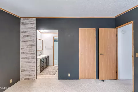 2500 Centennial Rd, Bismarck, ND 58503 photo 33