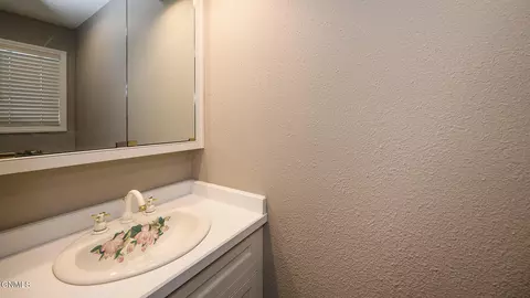 Bath - 57 Captain Marsh Dr, Mandan, ND 58554 photo 7 of 10