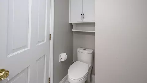 Bath - 57 Captain Marsh Dr, Mandan, ND 58554 photo 3 of 10