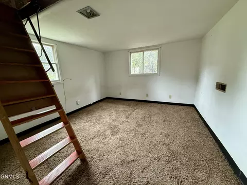Bedroom - 510 Cascade St, Wolf Point, MT 59201 photo 2 of 7