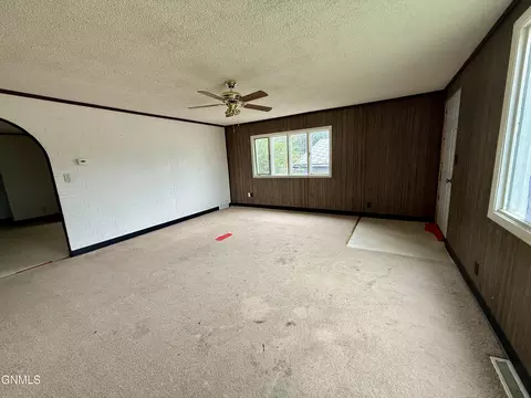 Living - 510 Cascade St, Wolf Point, MT 59201 photo 2 of 2