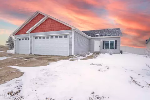 12358 Truax St, Epping, ND 58843