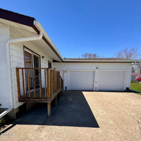 116 5th St E, Napoleon, ND 58561 photo 3