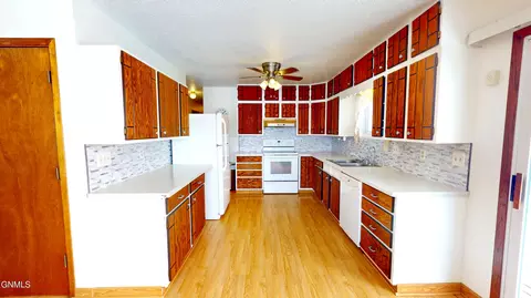 116 5th St E, Napoleon, ND 58561 photo 4
