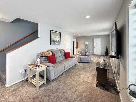 Living - 14736 Lambert St, Williston, ND 58801 photo 2 of 2