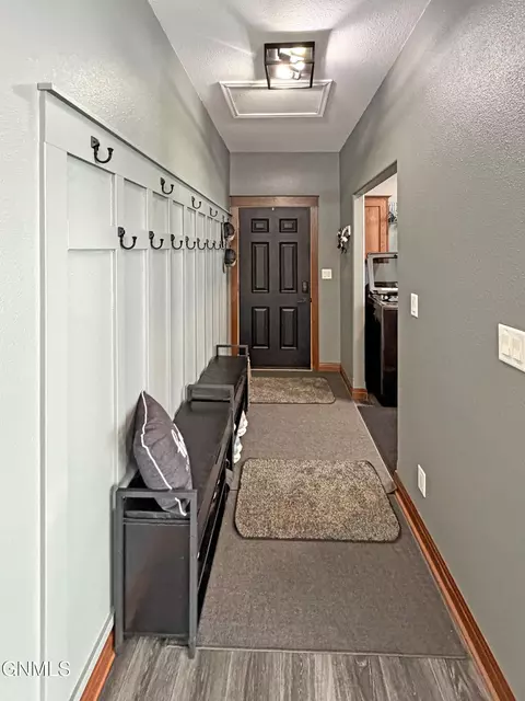Entry Way - 14736 Lambert St, Williston, ND 58801 photo 3 of 4