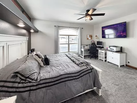 Bedroom - 14736 Lambert St, Williston, ND 58801 photo 2 of 6