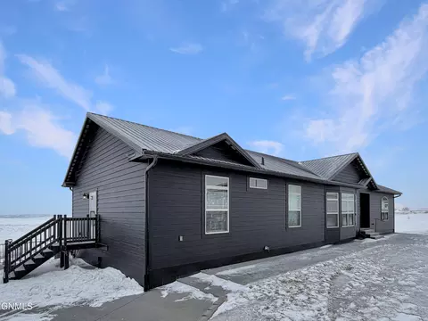 Exterior - 14736 Lambert St, Williston, ND 58801 photo 1 of 1