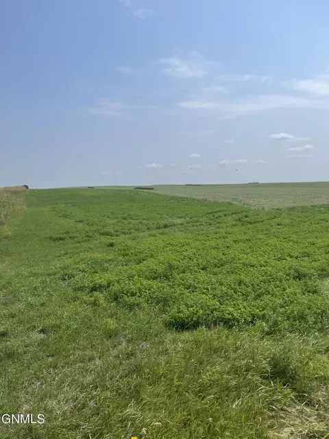 On 52nd St 52nd Street Ne, Baldwin, ND 58521