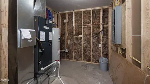 1709 Blackstone Loop E, Beulah, ND 58523 photo 34