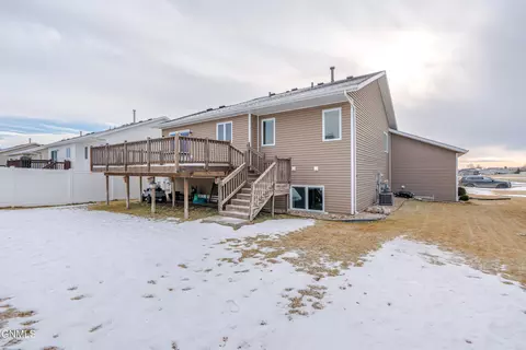 3916 48th St NW, Mandan, ND 58554 photo 52